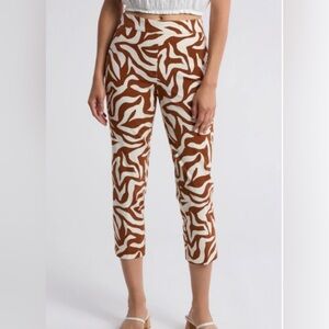 SPANX Brown and White Cropped Pants